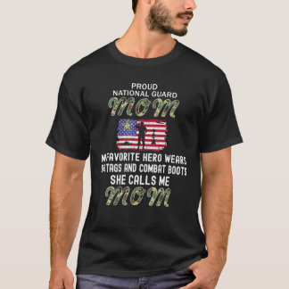 Mein Lieblingsheld trägt Combat Boots-Proud Nation T-Shirt