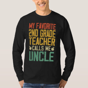 Mein Lieblingslehrer aus der 2. Klasse nennt mich T-Shirt