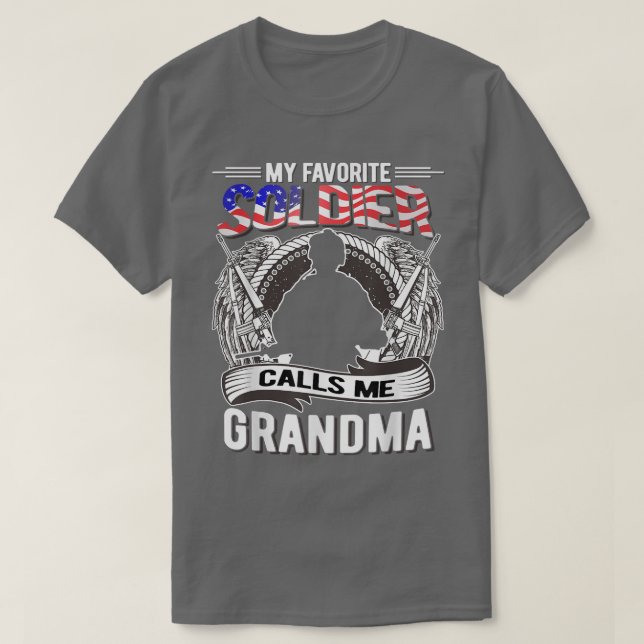 Mein Lieblingssoldat nennt mich Oma Proud Army Gr T-Shirt (Design vorne)