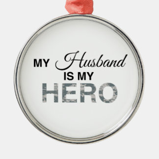 Mein Mann ist mein Hero Digital Camouflage Silbernes Ornament
