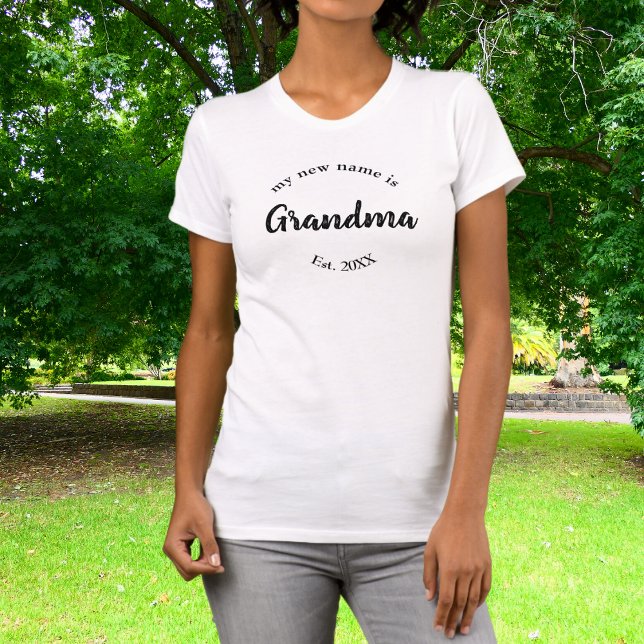 Mein neuer Name ist Oma New Oma Est T-Shirt (Von Creator hochgeladen)