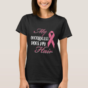 Mein Onkologe gibt meinem Patient ein Geschenk fü T-Shirt
