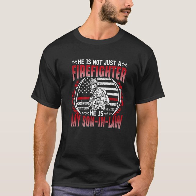 Mein Schwiegersohn ist ein Feuerwehreltern, das ei T-Shirt (Vorderseite)