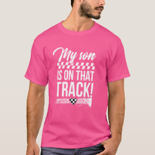 Mein Sohn ist auf der Mama eines Rennrennmotts T-Shirt