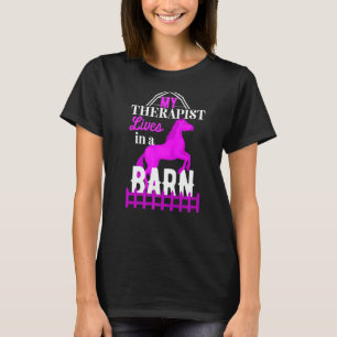 Mein Therapeut lebt in einem Pferd T-Shirt