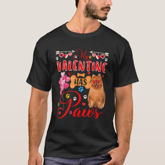 Mein Valentin hat eine Paws Niedliche Spitz Sonnen T-Shirt (Vorderseite)