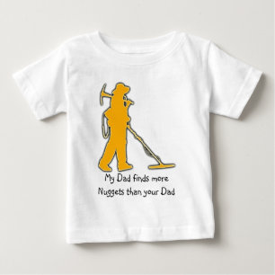 Mein Vater findet mehr Nuggets als Ihr Vater Baby T-shirt