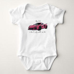 Mein Vater spielt gerne mit Corvettes C8 Pink Baby Strampler