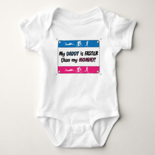 Mein Vati ist schneller als meine Mama Baby Strampler