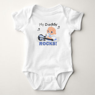 Mein Vati schaukelt blauen Baby Strampler