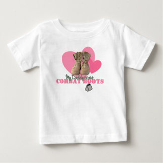 Mein Vati trägt Kampf-Stiefel Baby T-shirt