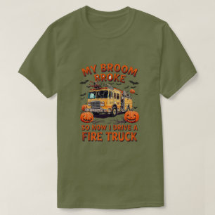 Mein Zimmer brach so, jetzt fahre ich einen Feuerz T-Shirt