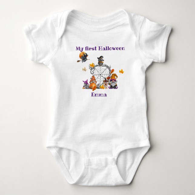 Meine 1. Halloween-Whimsical Halloween-Gnomszene Baby Strampler (Vorderseite)