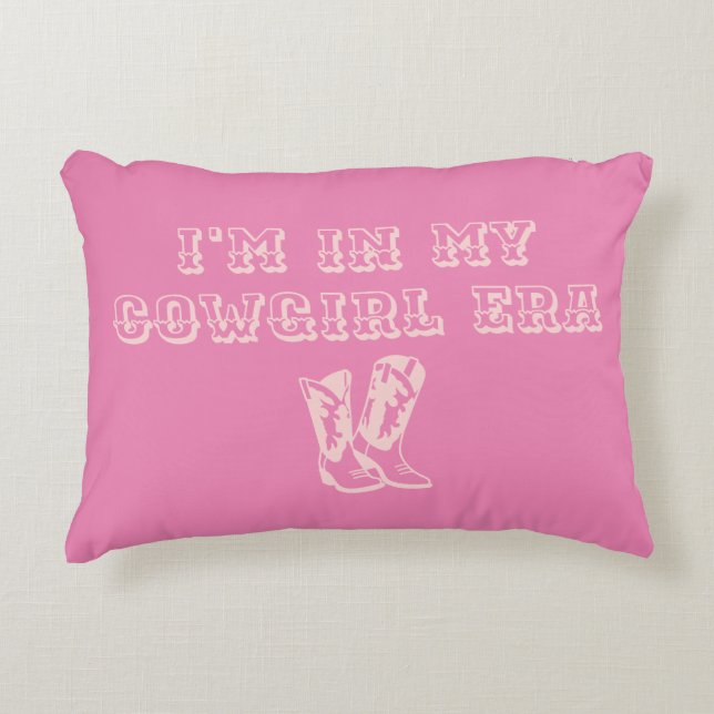 Meine Cowgirl Era | Retro Pink Cowgirl Stiefel Dekokissen (Vorderseite)