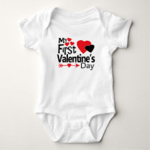 Meine erste Valentinsgruß-Baby-Ausstattung für