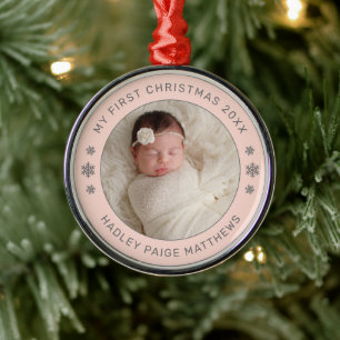 Meine erste Weihnachtsröte Personalisiertes Baby-F Ornament Aus Metall