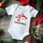 Meine erste Weihnachtstypografie Niedlich Santa Baby Strampler<br><div class="desc">Mein erstes Weihnachtsjunges Niedliche Baby Baby Baby Baby Boy Baby Bodysuit zeigt den Text "Mein 1. Weihnachten" in der modernen Schrift Typografie mit einem niedlichen Weihnachtsmann. Perfektes Weihnachtsgeschenk für ein kleines Mädchen oder einen kleinen Jungen. Erstellt von Evco Studio www.zazzle.com/store/evcostudio</div>