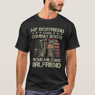 Meine Freundin trägt Kampfstiefel, Proud-Militär T-Shirt