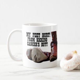 Meine Fülle ist durch das Kicken des Hinterns des  Kaffeetasse