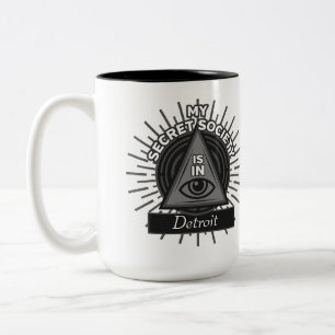 Meine Geheimgesellschaft ist in (jeder Stadt) Illu Zweifarbige Tasse