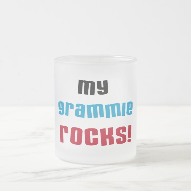 Meine Grammie Rocks T Shirts und Geschenke Mattglastasse (Mittel)