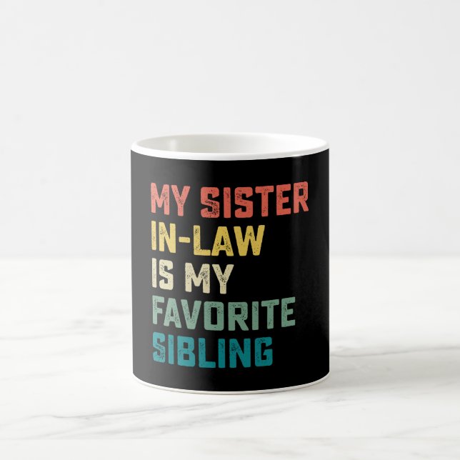 Meine Juristenin ist meine Lieblingsschwester Kaffeetasse (Mittel)