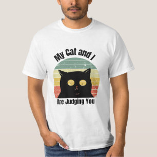 Meine Katze und ich beurteilen dich Lustiger Retro T-Shirt