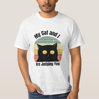 Meine Katze und ich beurteilen dich Lustiger Retro T-Shirt