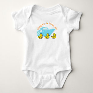 Meine Kreuzküken in eine Reihe bekommen Baby Strampler