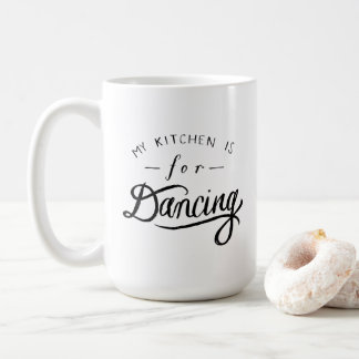 Meine Küche ist für tanzende Tasse
