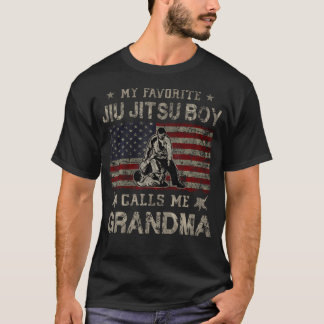 Meine Lieblings-Jiu-Jitsu-Jungen nennt mich Oma Mu T-Shirt