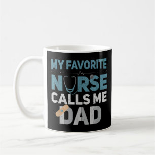 Meine Lieblings-Krankenschwester nennt mich Vater Kaffeetasse