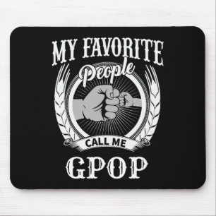 Meine Lieblingsmenschen nennen mich Gpop Fist Bump Mousepad