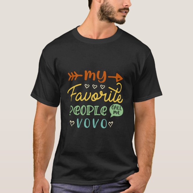 Meine Lieblingsmenschen nennen mich Vovo Niedlich  T-Shirt (Vorderseite)
