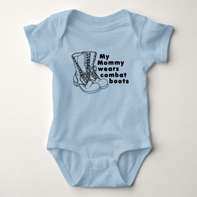 Meine Mama trägt Kampf-Stiefel Baby Strampler (Vorderseite)