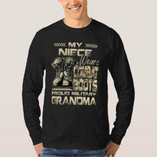 Meine Nichte trägt Kampfstiefel, eine militärische T-Shirt