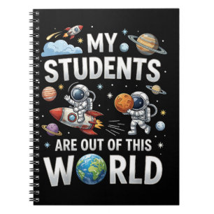Meine Schüler sind in dieser Weltraumwelt unterweg Notizblock