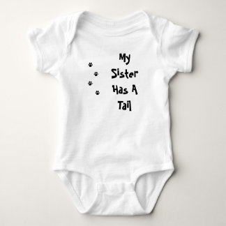 Meine Schwester hat einen Schwanz-PAK Baby Strampler