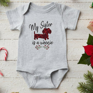 Meine Schwester ist ein Weichei - Weihnachtlicher  Baby Strampler