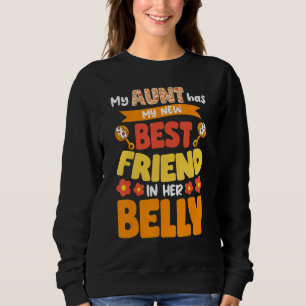 Meine Tante hat meine neue beste Freundin in ihrem Sweatshirt