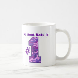 Meine TANTE ist Name-lila Camouflage v1 der Kaffeetasse