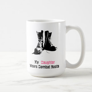 Meine Tochter trägt Kampf-Stiefel Kaffeetasse