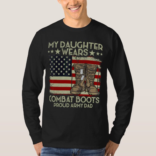 Meine Tochter trägt Kampfstiefel Veteran Day Ameri T-Shirt (Vorderseite)