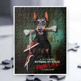 Meine Zuhause, dein Leben: Doberman Dog w. Knochen