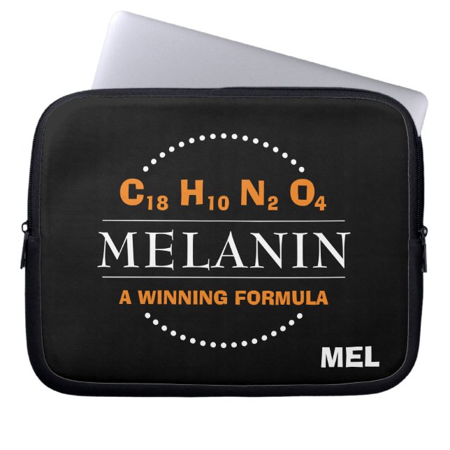 MELANIN-Formel-Monogramm Laptopschutzhülle (Vorderseite)