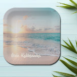 Mele Kalikimaka Beautiful Beach Weihnachtsgebäck P Pappteller<br><div class="desc">Diese hübschen Weihnachtszeitschriften am Meer bieten eine herrliche Küstenlandschaft bei Sonnenaufgang mit einer hübschen Typografie,  die Mele Kalikimaka lautet. Eine niedlich hawaiianische Art,  frohe Weihnachten im Stil zu sagen. Bring mich in diesem Urlaub an den Strand.</div>