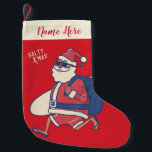 Mele Kalikimaka - Funny Santa Hawaiian Christmas Kleiner Weihnachtsstrumpf<br><div class="desc">Hast du vor, zu Weihnachten nach Hawaii zu reisen? Vergessen Sie nicht, den Einheimischen ein frohes Weihnachtsfest mit diesem lustigen und einzigartigen tropischen Abschlag für die Weihnachtszeit zu wünschen. Mit der Phrase Mele Kalikimaka, was frohe Weihnachten bedeutet. Das perfekte Geschenk für jeden, der zu Weihnachten in Hawaii Urlaub macht oder...</div>
