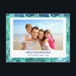 MELE KALIKIMAKA HAWAIIAN TROPICAL BEACH FOTO FEIERTAGSPOSTKARTE<br><div class="desc">Blaue und grüne türkisfarbene Imitate Foil MELE KALIKIMAKA - Frohe Weihnachten Hawaiian Tropical Palm Leaf Familie Foto Weihnachtskarte. Das Bild und der Familienname können auf dieser einfachen Strand- oder Küstenurlaub Weihnachtsfamilienfotokarte ersetzt werden.</div>