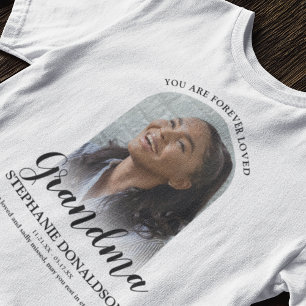 Mémé aimée pour toujours T-Shirt commémoratif ph