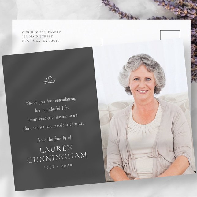 Memorial Einfaches Minimalistisches modernes Foto Postkarte (Von Creator hochgeladen)